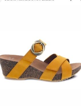 Dansko Sandal Leather Mustard Yellow Buckle Wedge Slide On Adjust Straps 39